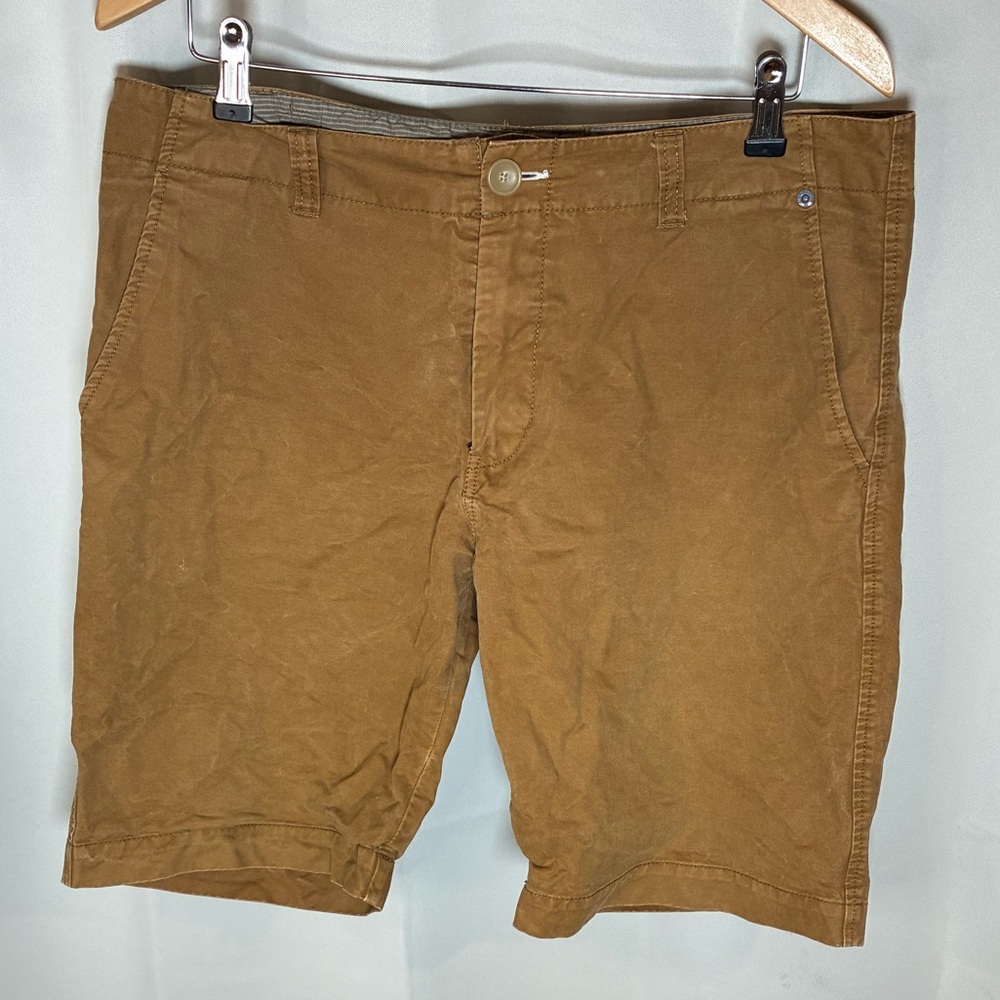 Matinique Copenhagen Men's 35 Khaki Chino Shorts Flat Front Casual Tan Cotton‎